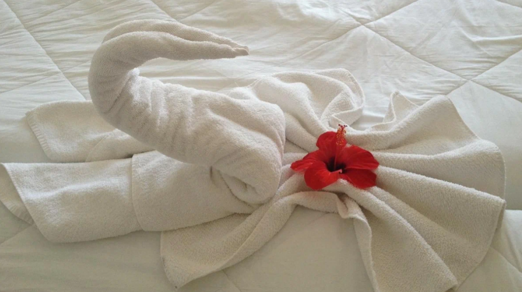 Подсмотрела в отеле у горничных: самый простой способ чтобы махровые полотенца были пушистыми и мягкими!